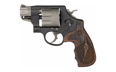 Smith and Wesson 327 Performance Center 357 Magnum | 38 Spec view 4