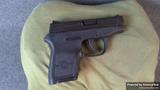 Smith & Wesson Bodyguard 380 view 2