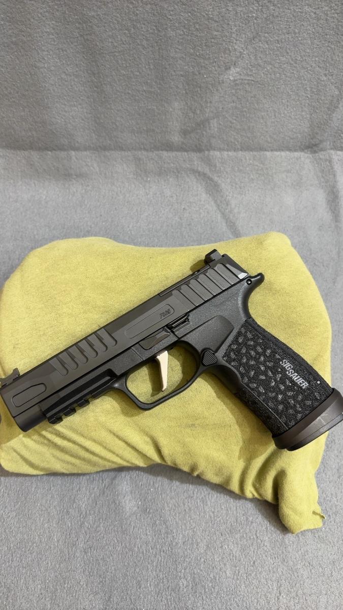 Sig Sauer P365 Fuse