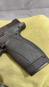 Smith & Wesson Bodyguard 2.0 PC view 2
