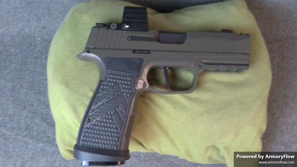 Sig Sauer P365 AXG Legion
