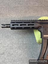 Smith & Wesson M&P-15 view 4