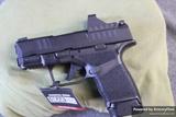 Springfield Armory Armory Hellcat view 1